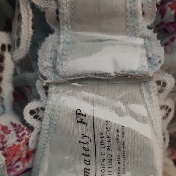 Free People Angela Bodysuit Nwt Size XS - Picture 13 of 13